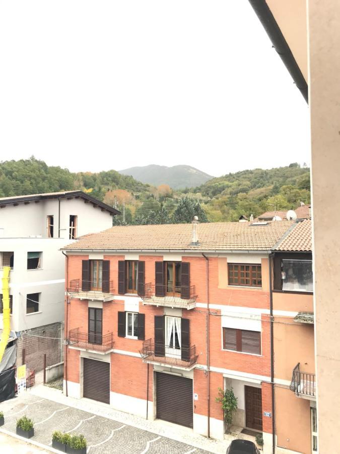 Al Campanile Centro Storico Ampio Luminoso E Panoramico Appartamento Trilocale Carsoli Εξωτερικό φωτογραφία