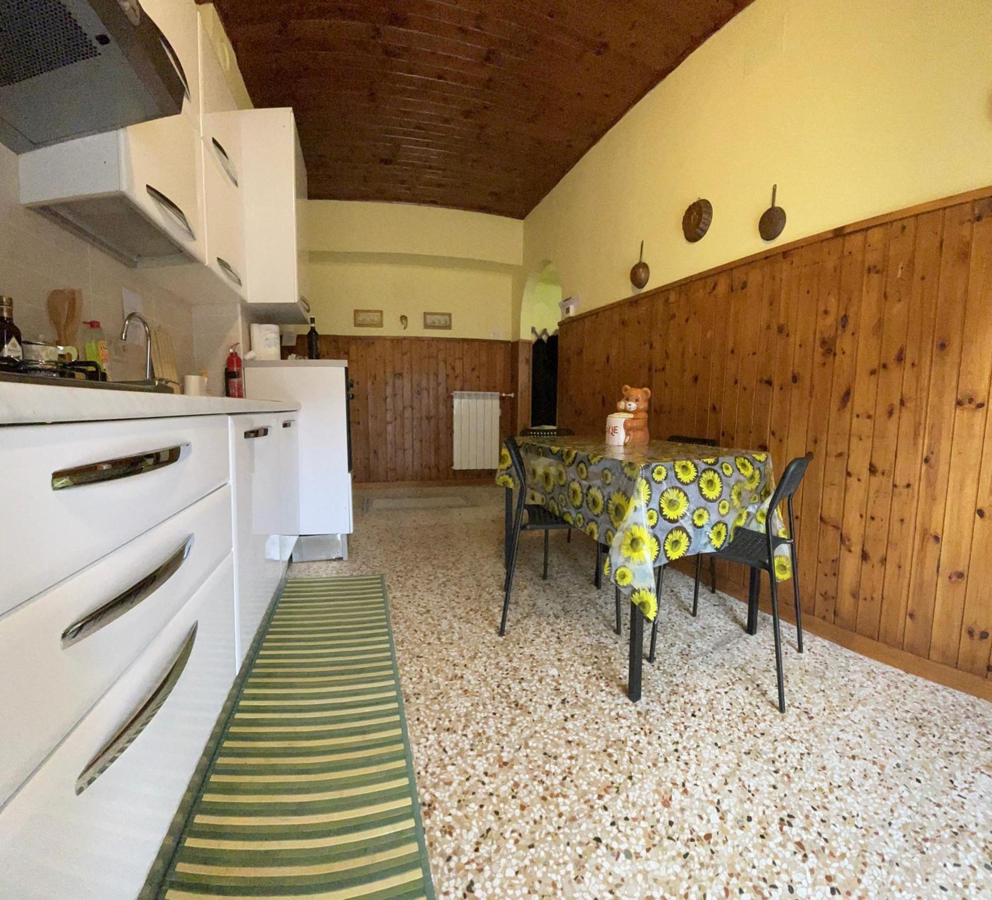 Al Campanile Centro Storico Ampio Luminoso E Panoramico Appartamento Trilocale Carsoli Εξωτερικό φωτογραφία
