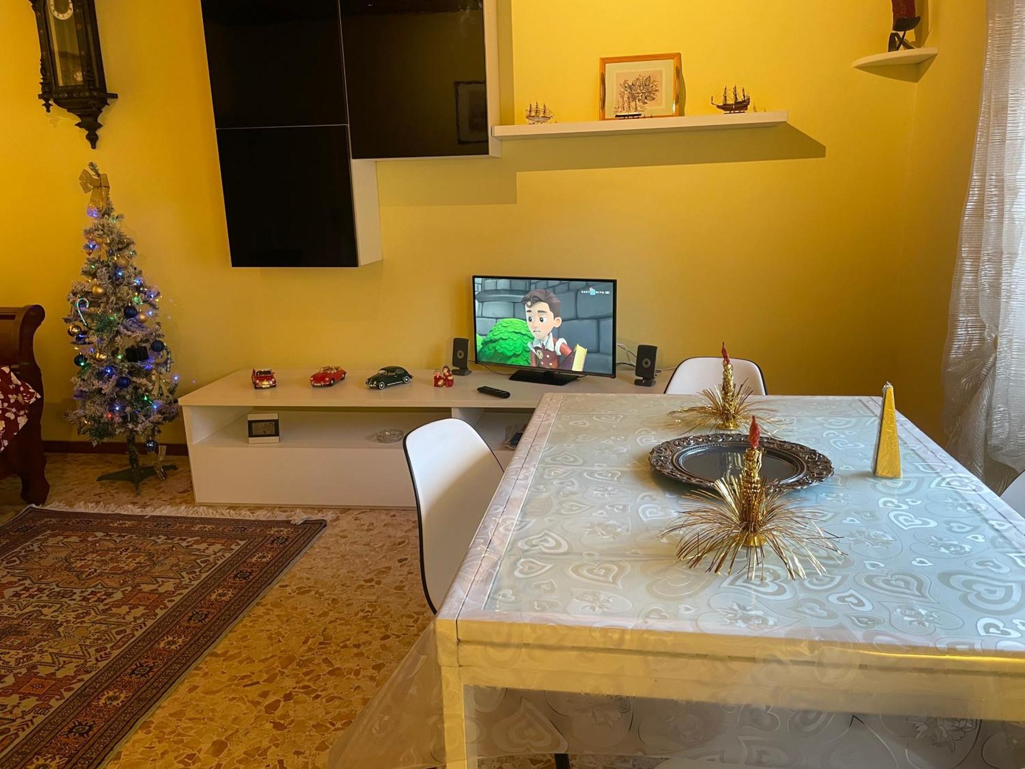 Al Campanile Centro Storico Ampio Luminoso E Panoramico Appartamento Trilocale Carsoli Εξωτερικό φωτογραφία