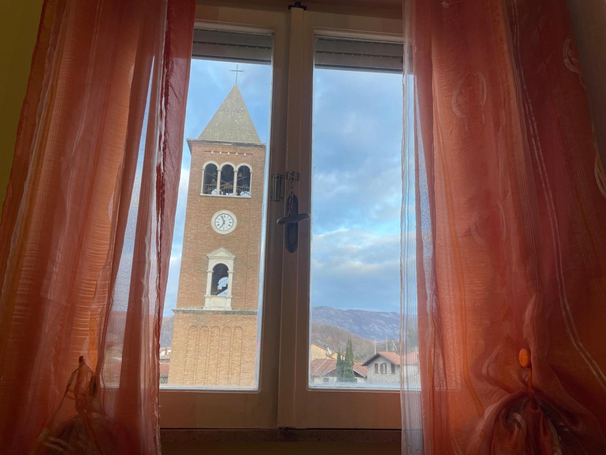 Al Campanile Centro Storico Ampio Luminoso E Panoramico Appartamento Trilocale Carsoli Εξωτερικό φωτογραφία